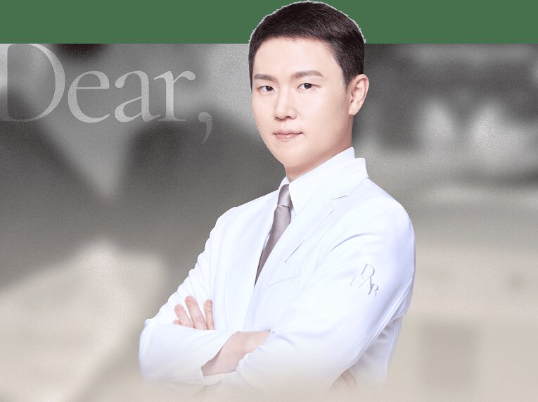 Dr. Lee Sanghyun - Board-certified dermatologist at Chungdam DEAR Skin Clinic Seoul